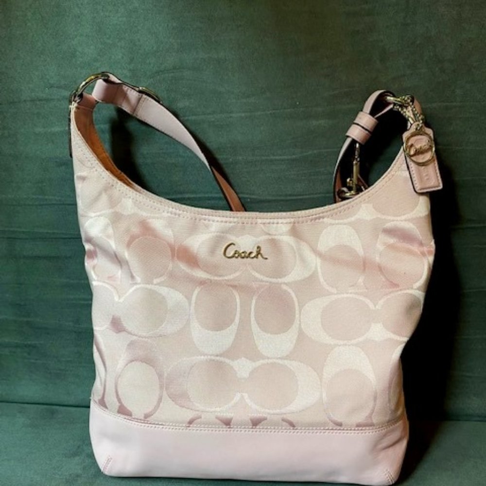Coach Signature Duffle Shoulder Bag Light pink/pink F17490